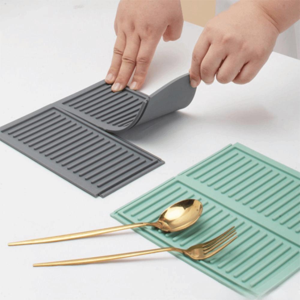2 Piece Non-Slip Counter Top Drying Mat Silicone Insulated Mat Practical Place Mat Pot
