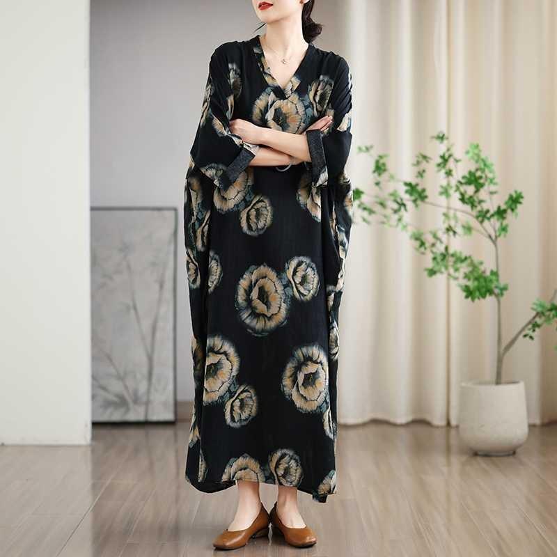 Винтажные платья в стиле «отпуск» с V-образным вырезом