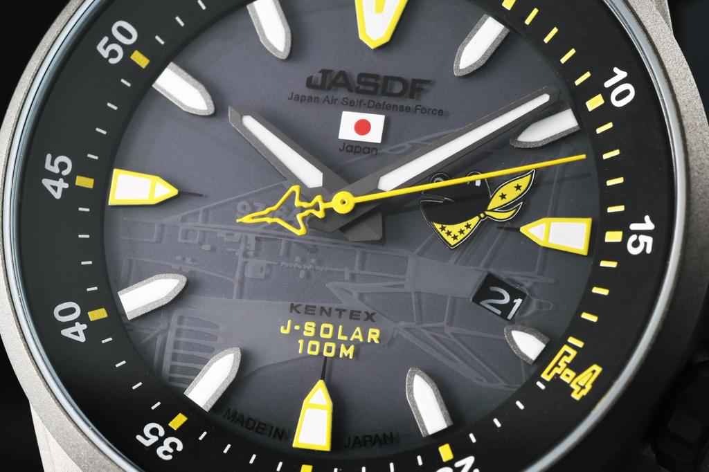 Модель 301-го подразделения JSDF Solar 2025 года, специальная окраска, ограниченная 301 экземпляром, цвет оружейная бронза [KENTEX] F-4EJ/Revised S715M-19, мужская