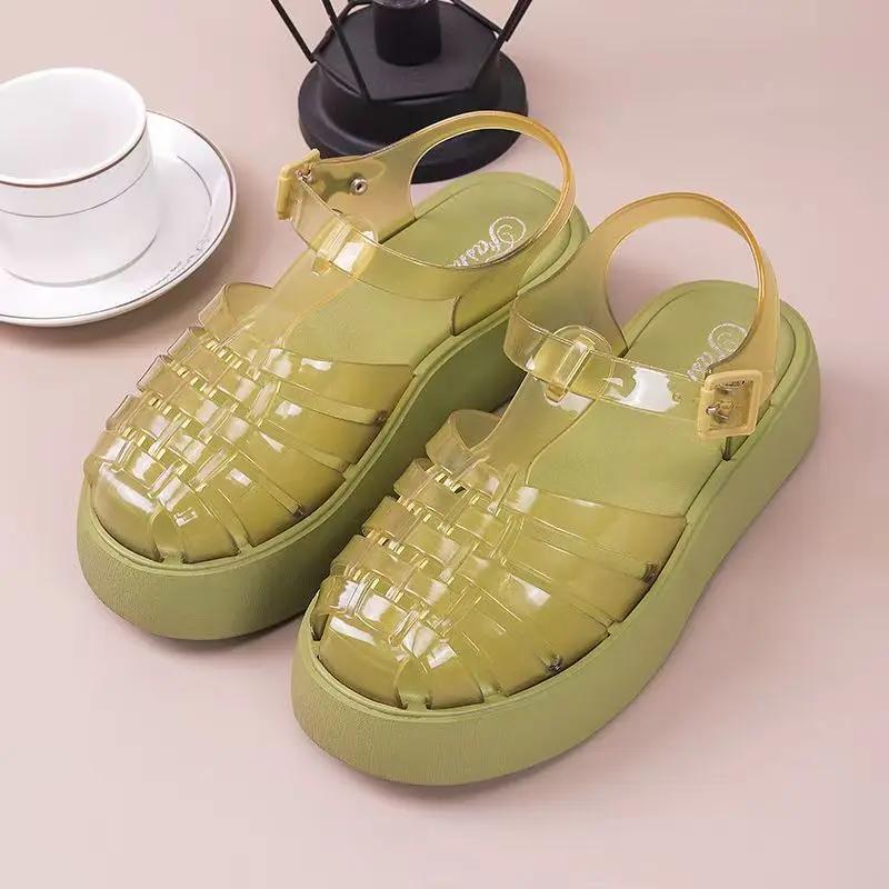 Модные женские новые сандалии-желе на толстой подошве 2025 летняя мода многофункциональные плетеные полые плоские римские туфли женские сандалии на платформе