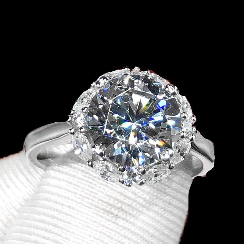 Captivating 5 Carat Moissanite Inspired Ring With Elegant Platinum Plating For Women's Fashion