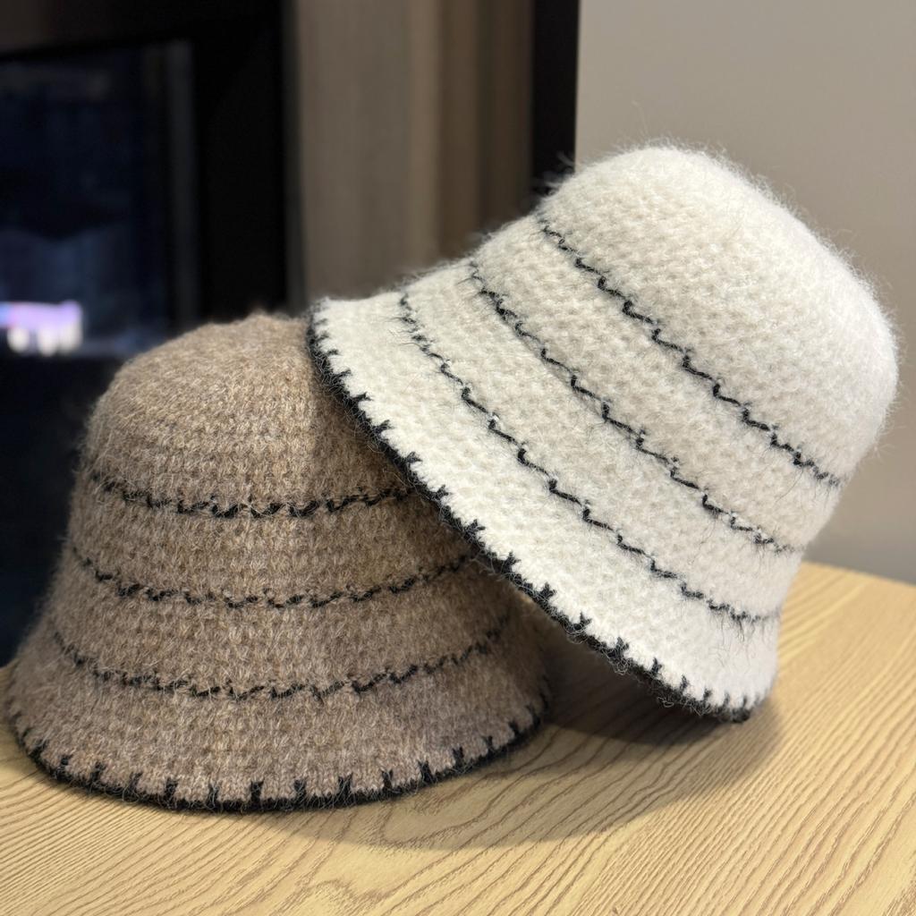 Korean-style autumn and winter fisherman hat for women, new versatile color-blocking design, makes the face look smaller, knitted bucket hat,