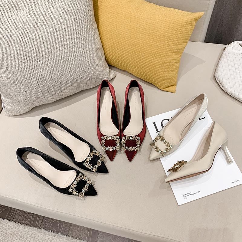 Новые туфли на шпильке с острым каблуком и квадратной пряжкой, красные свадебные туфли телесного цвета, банкетные туфли на высоком каблуке