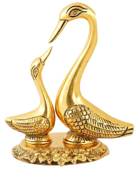 Metal Kissing Duck Showpiece For Home & Office Decor, Golden - 9 Inches