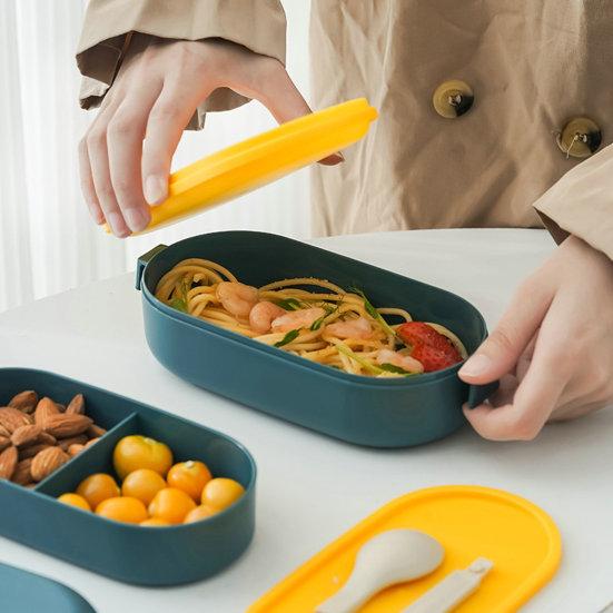 850 мл Bento Box Двухслойная сетчатая конструкция Большая вместимость Пищевой пластик Многофункциональный офисный работник Термо-ланч-бокс Товары для отдыха на природе