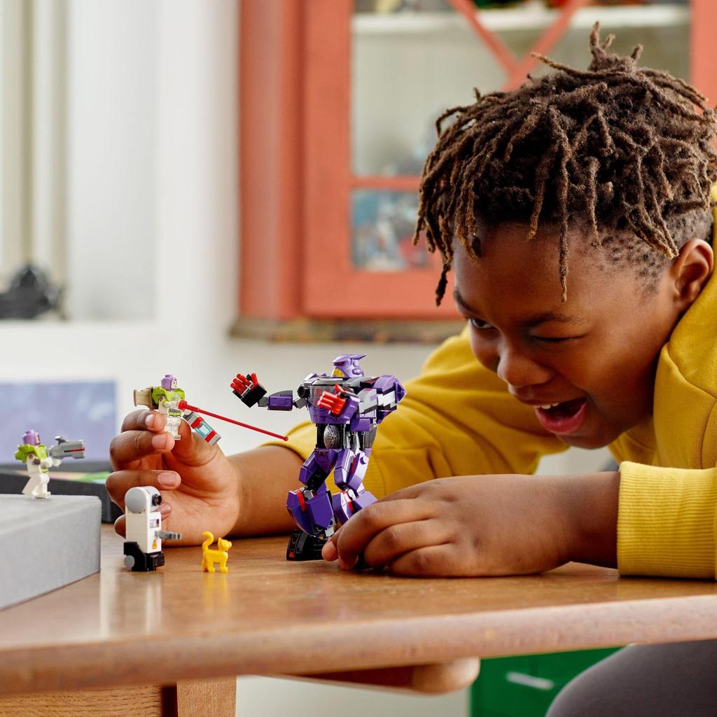LEGO Disney & Pixar Buzz Lightyear Battle of Zerg 76831 Toy Block Present Sentai Hero Robot Boys Girls 7 years old and up