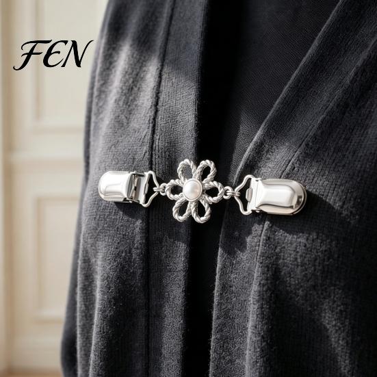Vintage Clothing Accessories Hollow Flower Cardigan Sweater Clip, Women Clip with Outfits Decorative Clips Faux Pearl, Cincher for Dress Shawl