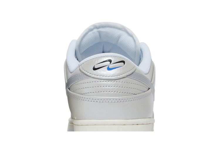 Мужские кроссовки Nike Dunk Low Металлический серебристый цвет: Металлический серебристый/Парусный белый-Металлический серебристый
