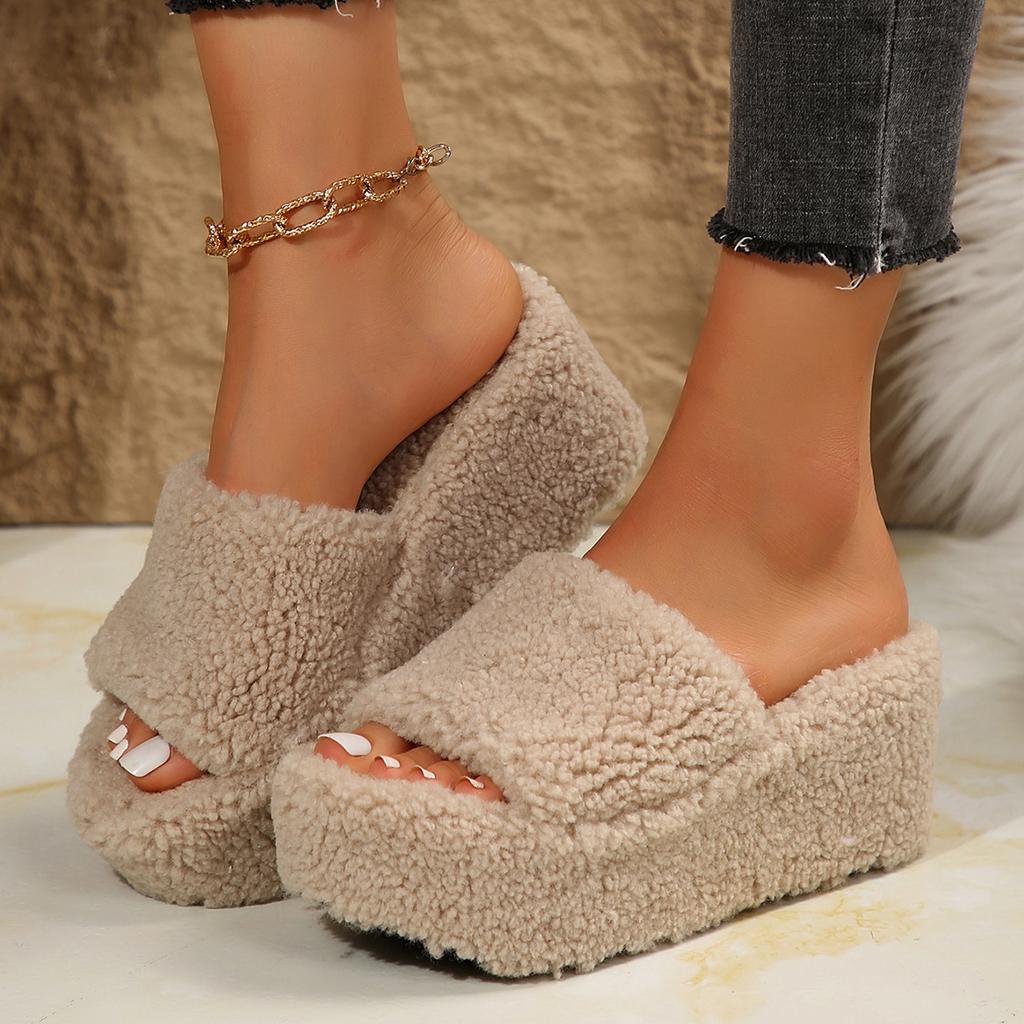 Autumn Winter Women Slip On Slippers New Casual Anti-slip Home Slippers Women Comfortable Platform Designer Shoes Slides Women