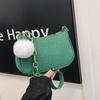 Стильная женская сумка на цепочке через плечо 2025 - Модный дизайн сумки-багета под мышкой.