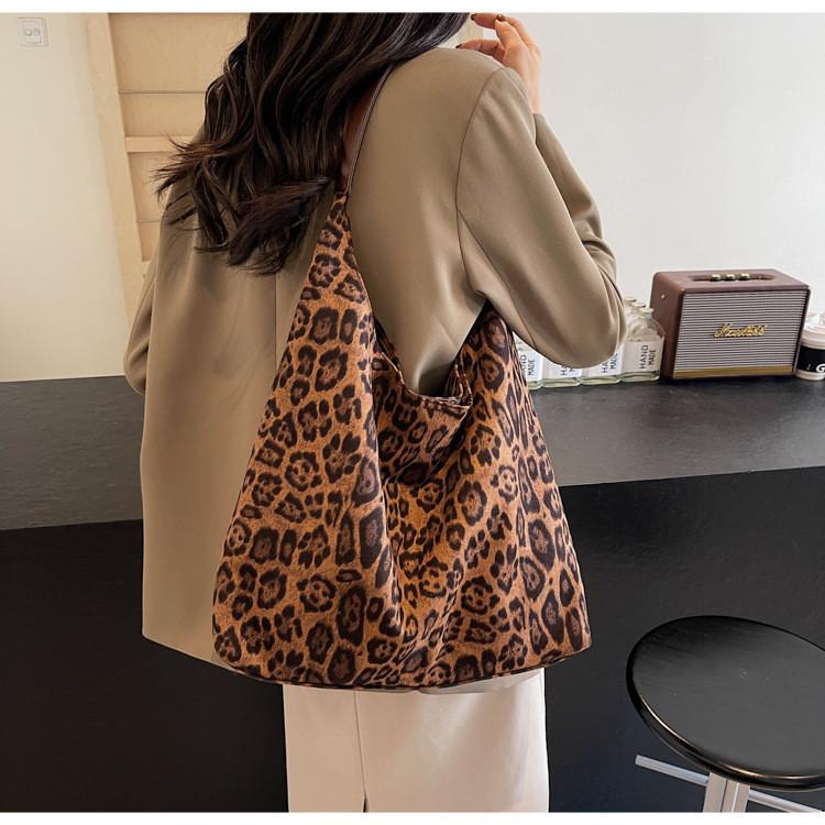 Ielgy Retro Fashion Leopard Print Tote Bag Korean Version Trendy Casual Large-Capacity One-Shoulder Female Bag