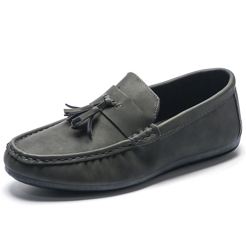 Fashion Vintage Tassel Man Loafers Classic Handmade Leather Casual Shoes Men Flats Comfort Male Driving Shoes Mocassim Masculino