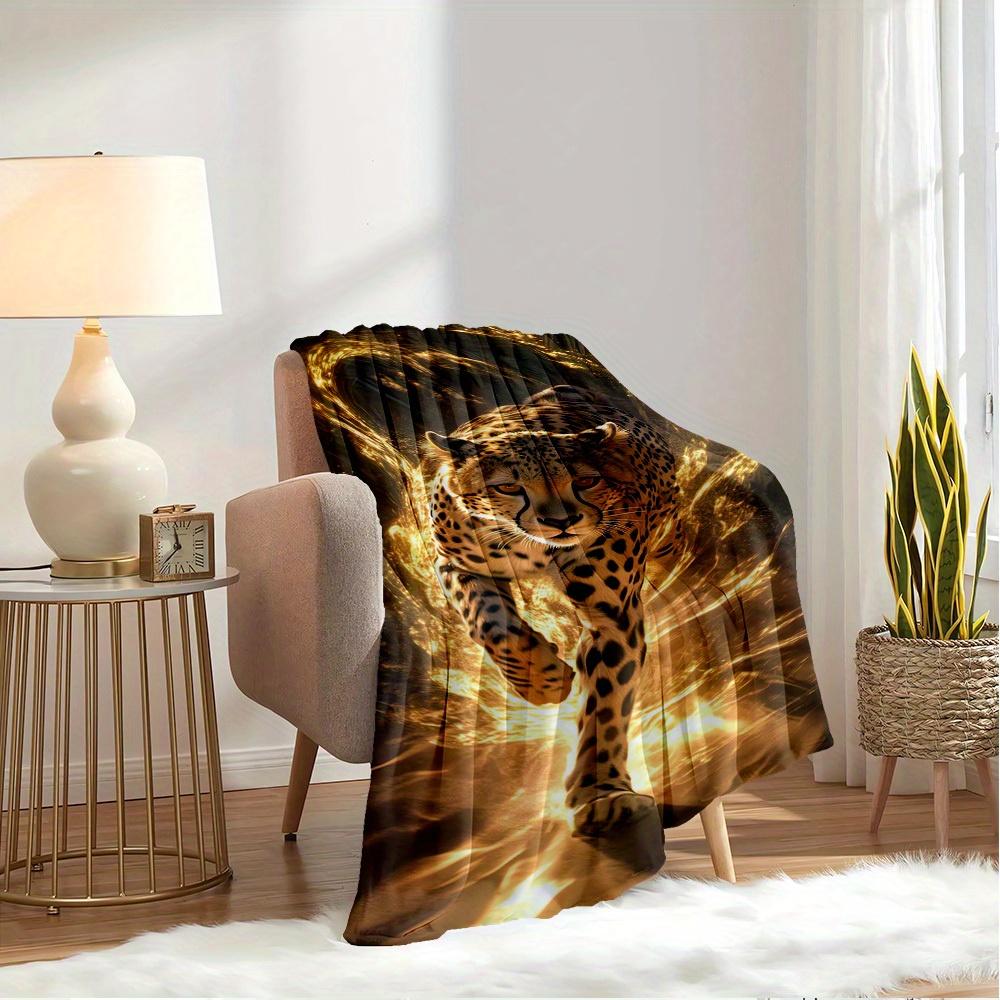 1pc Cheetah,Speed,Wildlife Digital Print Flannel Blanket - Contemporary Style, Suitable for All Seasons, Perfect for Home, Travel, or Campin