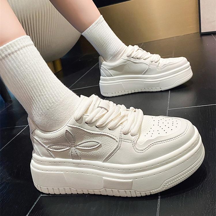 Женская белая обувь, новая летняя повседневная дышащая обувь, женские универсальные туфли на платформе с поднятой подошвой