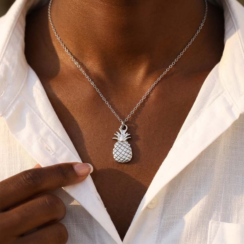 Stainless Steel Geometric Leaf Pendant Necklace for Women Trendy Gold Color Texture Choker Necklace Unique Jewelry Accessories