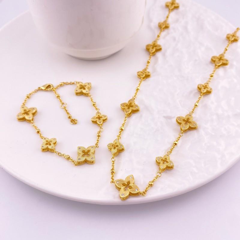 Geometric Four Leaf Clover Hollow Pendant Necklace Bracelet Set Women Fashionable OL Style Gold Plated Copper Jewelry
