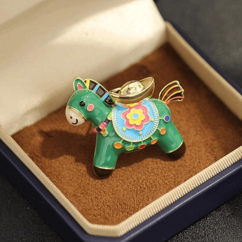 Green Zodiac Pony Pin Metal Zinc Zinc Alloy Animal Lapel Pins Enamel Yuanbao Horse Brooch Festival