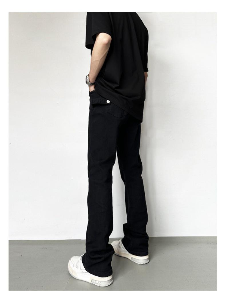 Элегантные черные расклешенные джинсы для мужчин — универсальный американский уличный стиль, стройнящий прямой крой.