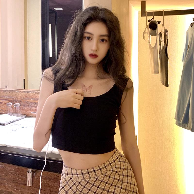 Женский летний топ-бандо в стиле майки: Тонкий белый, с открытой спиной, с внутренней поддержкой груди, без косточек, присборенный короткий топ