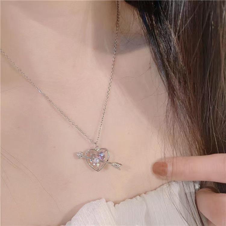 Розовое ожерелье с пирсингом в виде сердца с одной стрелой, ожерелье «Любовь», браслет, комплект из двух предметов, светлый цвет, роскошное ожерелье с подвеской, женский подарок