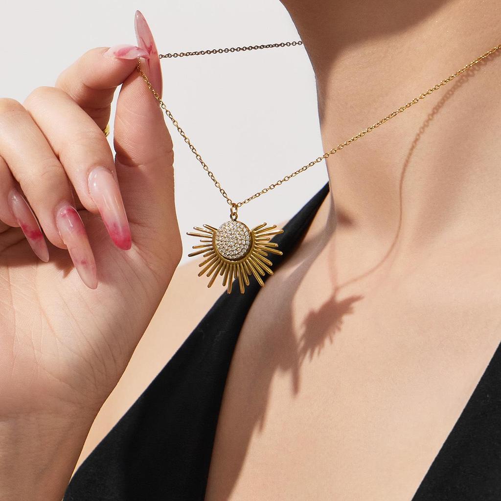 Ожерелье с подвеской-солнцем из циркона 5A, нержавеющая сталь с покрытием 18 карат золотом