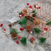 Рождественские украшения Огни Сосновые шишки Красные фрукты Светодиодные огни из медной проволоки Рождественские гирлянды из ротанга