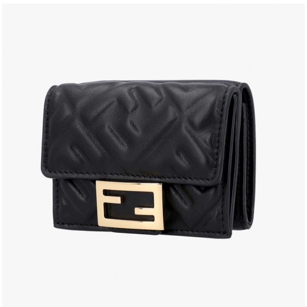 Fendi Монограмма Багет Микро Тройной Кошелек 8m0395 Aajd F0kur Ff