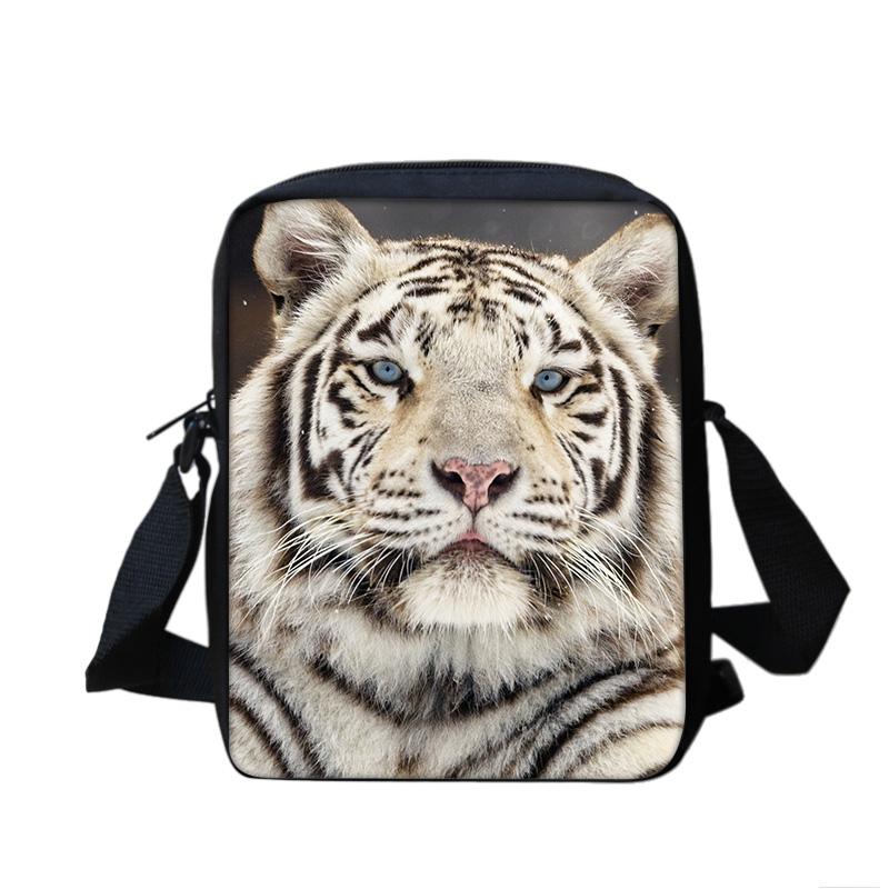 Новая сумка через плечо от Tiger универсальна, модная и имеет неконфликтный анималистичный принт.. Это школьный подарок на день рождения для мальчиков и девочек
