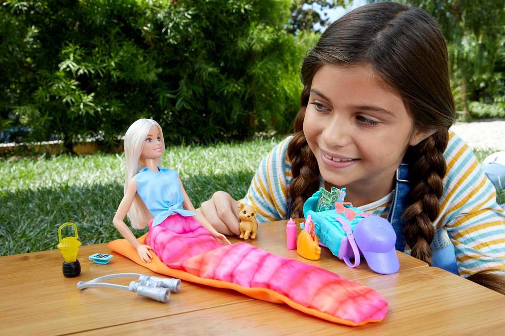 barbie В комплект входят две куклы для кемпинга и спальный мешок для домашних животных. 10 подарков для детей от 3 до 7 лет «Малибу» (11.5 Блондинка) Щенок, рюкзак и аксессуары,