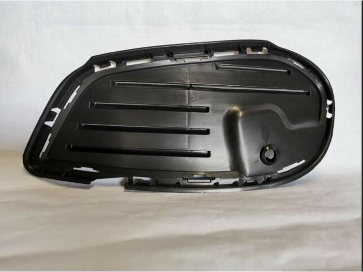 Mercedes-Benz W205 C200 Front Bumper Grille Fog Light Frames (2058854123, 2058854023)