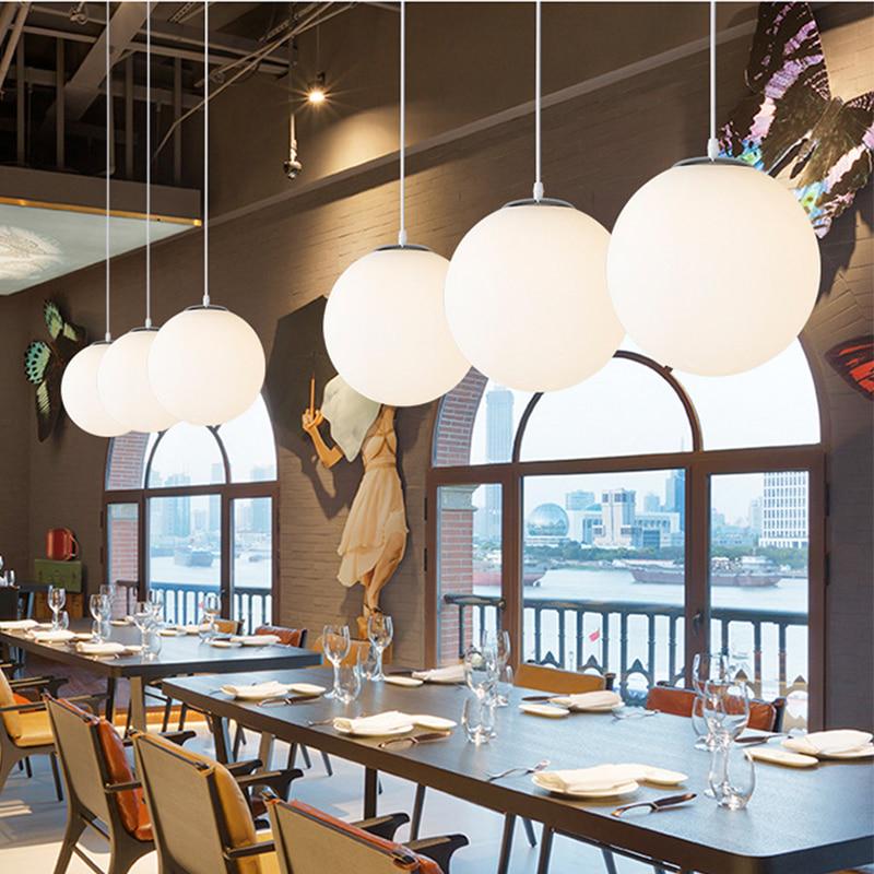 Современная простая молочно-белая стеклянная люстра с одной головкой E27, светодиодная люстра для гостиной, столовой, спальни, кухни, освещение