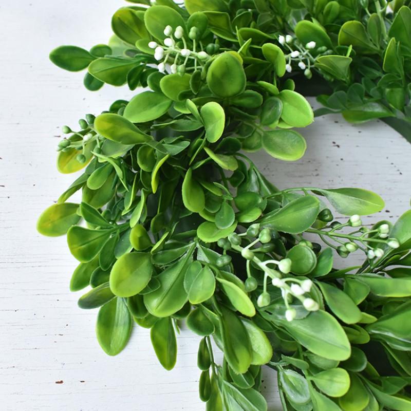 Small Artificial Wreath Door Decor White Style With Eucalyptus Boxwood Plastic Floral Ring