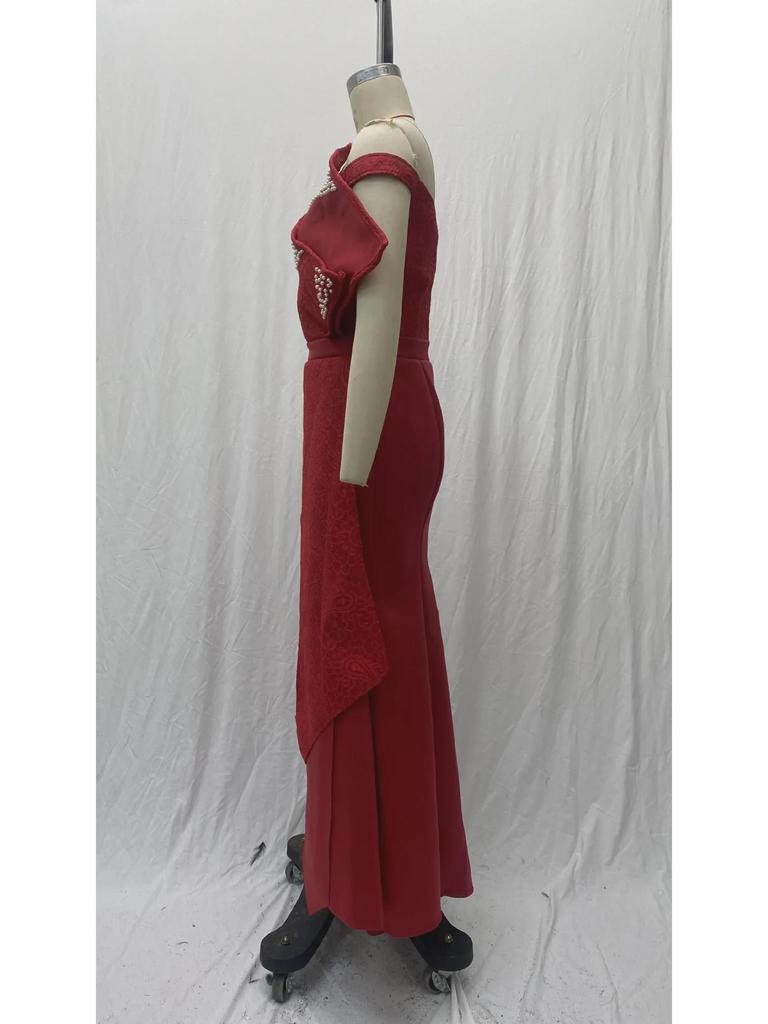 Женское платье на одно плечо весна/лето 2025 года, асимметричное кружевное, с бисером, облегающее, с рисунком в виде листьев лотоса