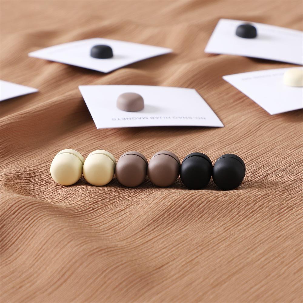 Safe Macaron Color Hijab Brooch Strong Metal Plating Magnetic Hijab Clip Luxury No Hole Pins Brooches Magnet For Muslim