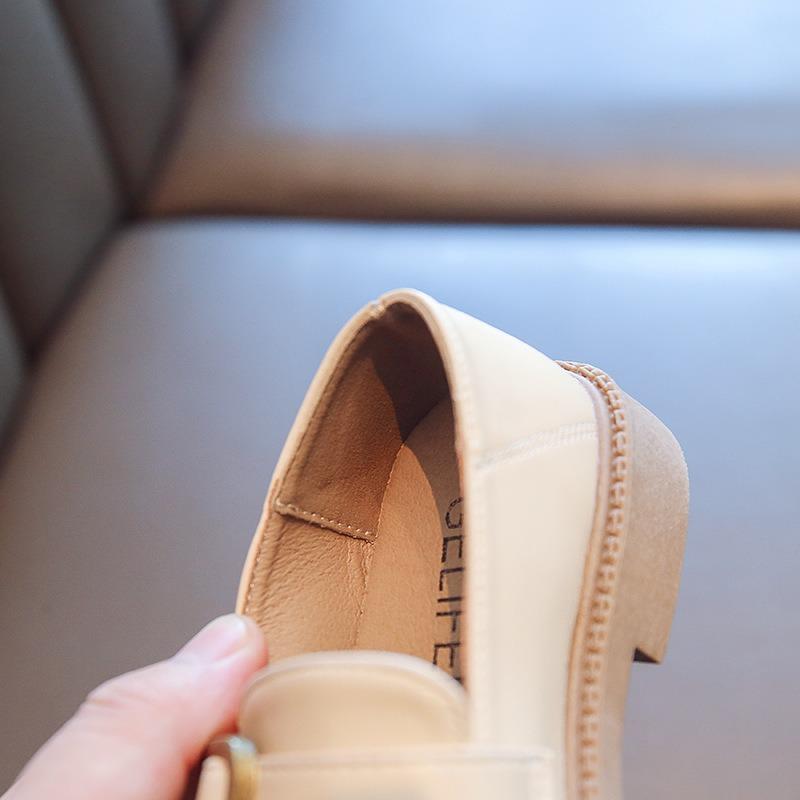 Новое поступление Туфли на мягкой подошве Винтажные Лоферы для Девочек, Повседневные Балетки и Туфли для Выхода Обувь для Девочек Удобная Молодежная Обувь