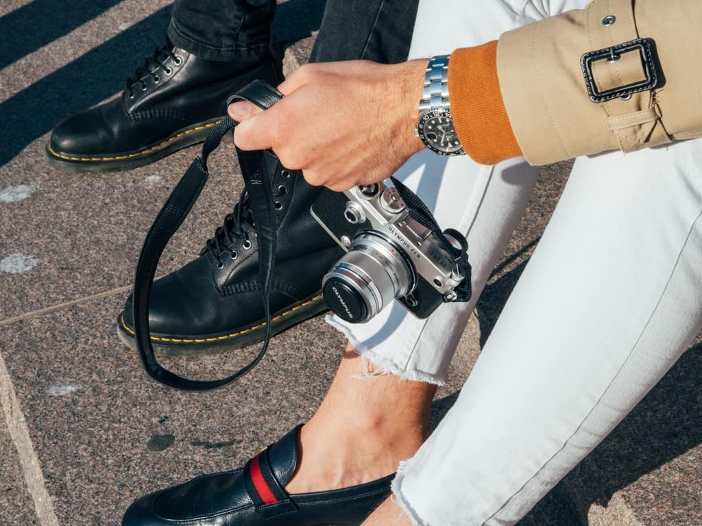 Объектив OLYMPUS Single Focus DIGITAL 45 мм серебристый M.ZUIKO F1.8