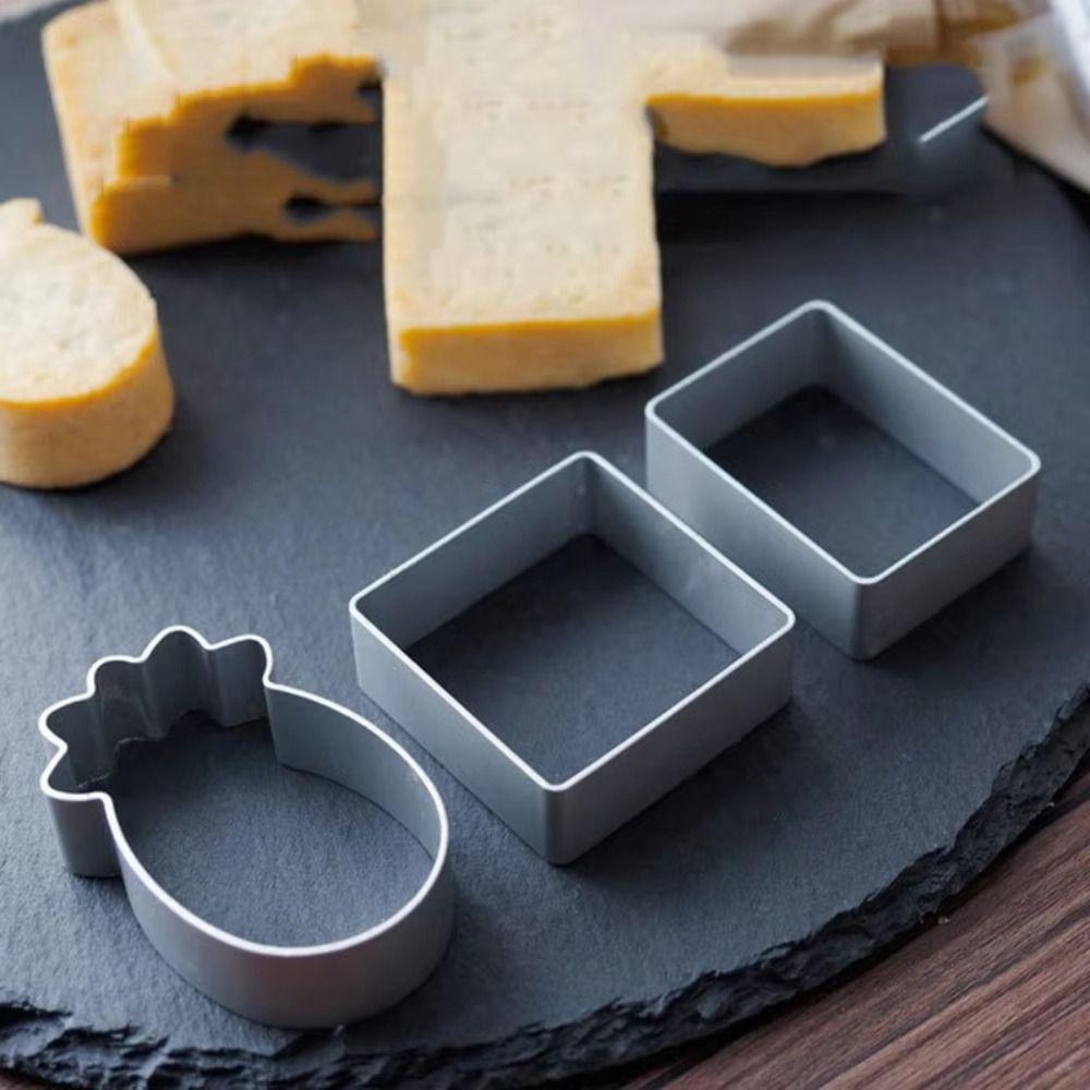 With Pusher Biscuit Cutters Floral Heart Shape Cookie Press DIY Pastry Cutter Mold Kitchen
