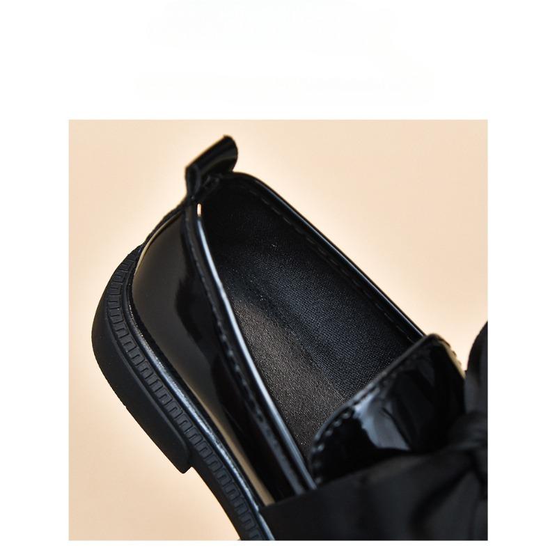 Весенне-осенние туфли-лоферы для девочек, школьный стиль, с бантом, детские одинарные туфли, маленькие кожаные туфли черного цвета