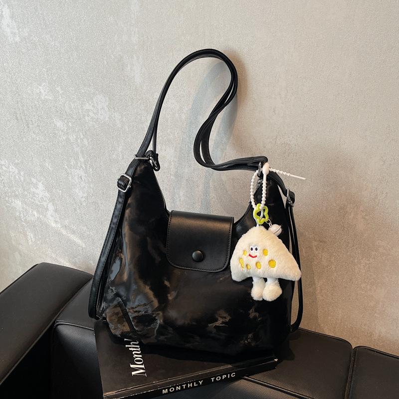 Retro Tote Bag Women's New Autumn and Winter Large-capacity Commuting Shoulder Bag Casual Versatile Double Back Shoulder Bag