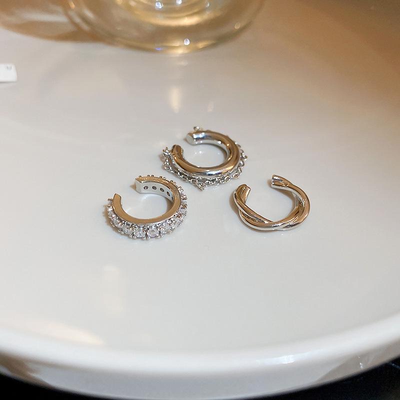 Циркониевые серьги-каффы с перламутром в виде солнечных лучей: Элегантные, Универсальные Серьги для Женщин.