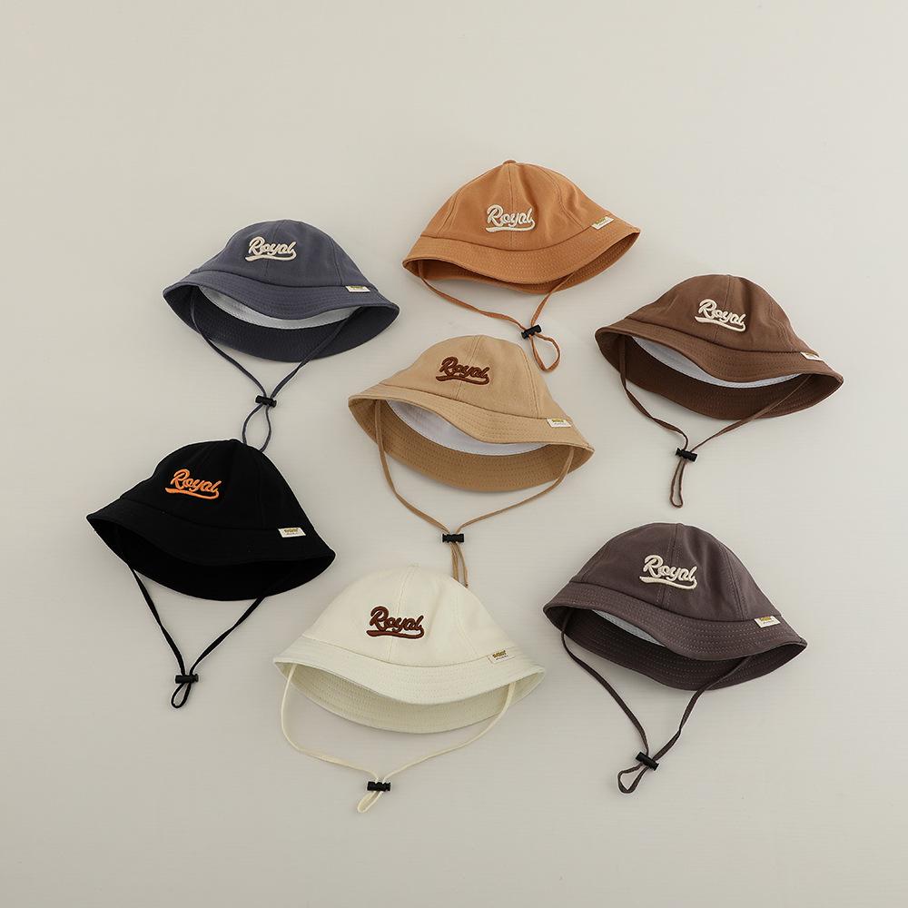 Kids Embroidered Letter Bucket Hat Wide Brim Sun Protection Cap With Windproof Strap For Spring Autumn Outdoor