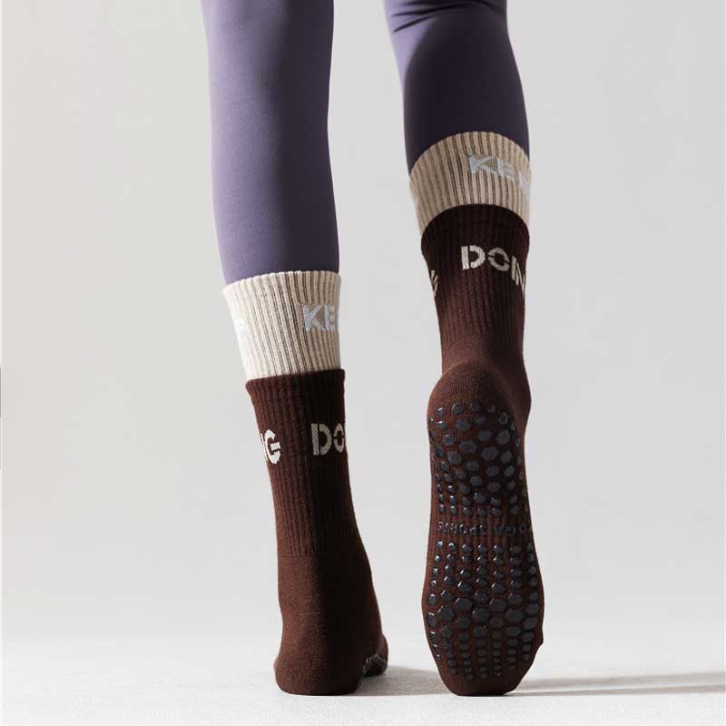 Женские носки для йоги, нескользящие носки для бега, женские компрессионные носки для спортзала, спортивные хлопковые милые забавные носки с напуском, новинка
