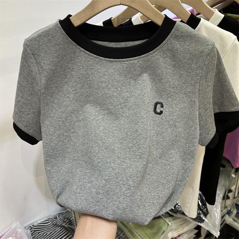 Женская контрастная вышитая буква C футболка женская темпераментная универсальная футболка с короткими рукавами летняя новая облегающая футболка
