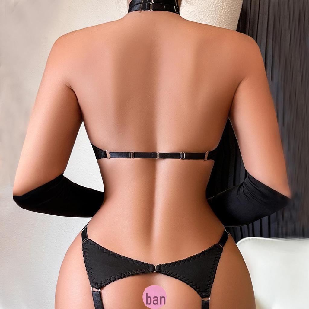 Комплект нижнего белья Sensual Tassel Temptation - сексуальный дизайн с открытой промежностью