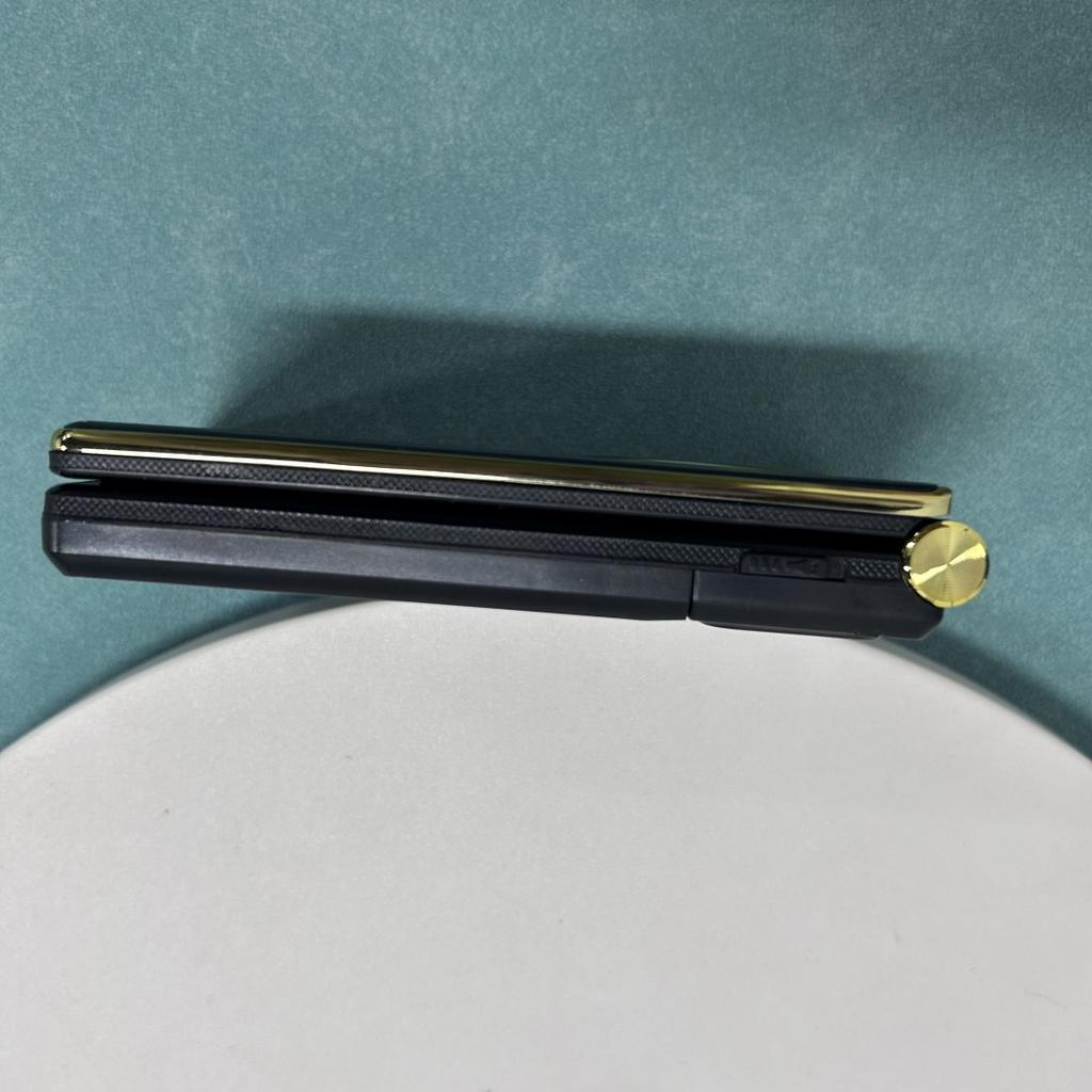 Абсолютно новый телефон-раскладушка YEEMI M3-1 GSM 2G с экраном 2,8 дюйма, двумя SIM-картами, камерой 8 Мп, светодиодной подсветкой, громким голосом и большими кнопками, мобильный телефон