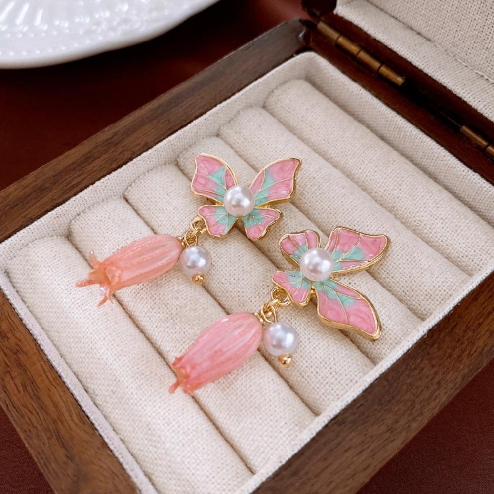 Light Luxury Butterfly Earrings Oil Drop Sweet Stud Earrings Elegant Vintage Earrings Women Party