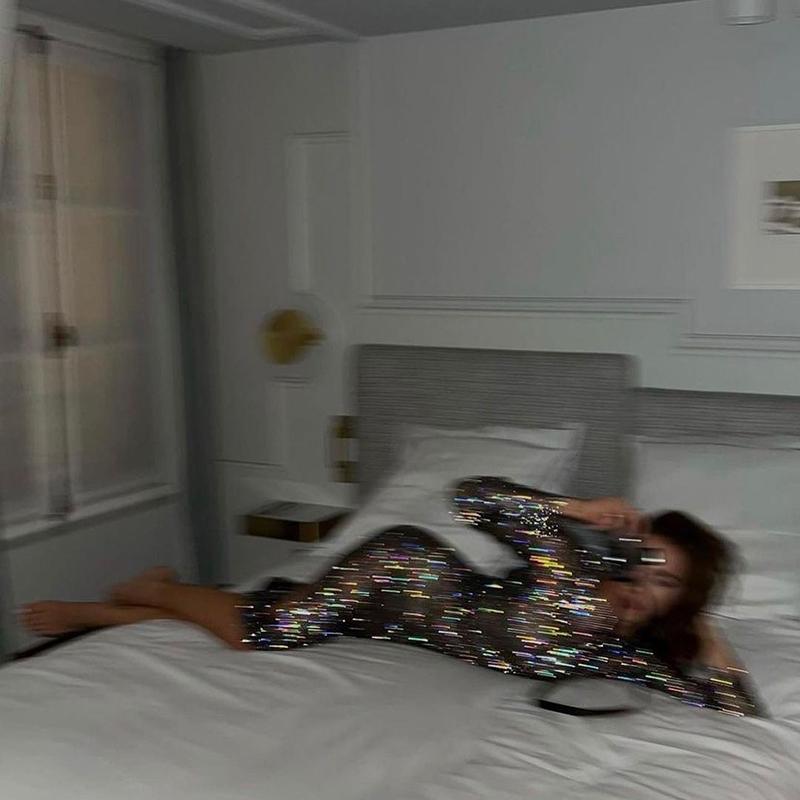 Пользовательские Кристалл Горный Хрусталь Блестящий Дизайнер Сексуальная Рыбалка Сетка Полый Боковой Разрез Платье Пакет Бедра Длинное Платье Сексуальный Наряд S3503