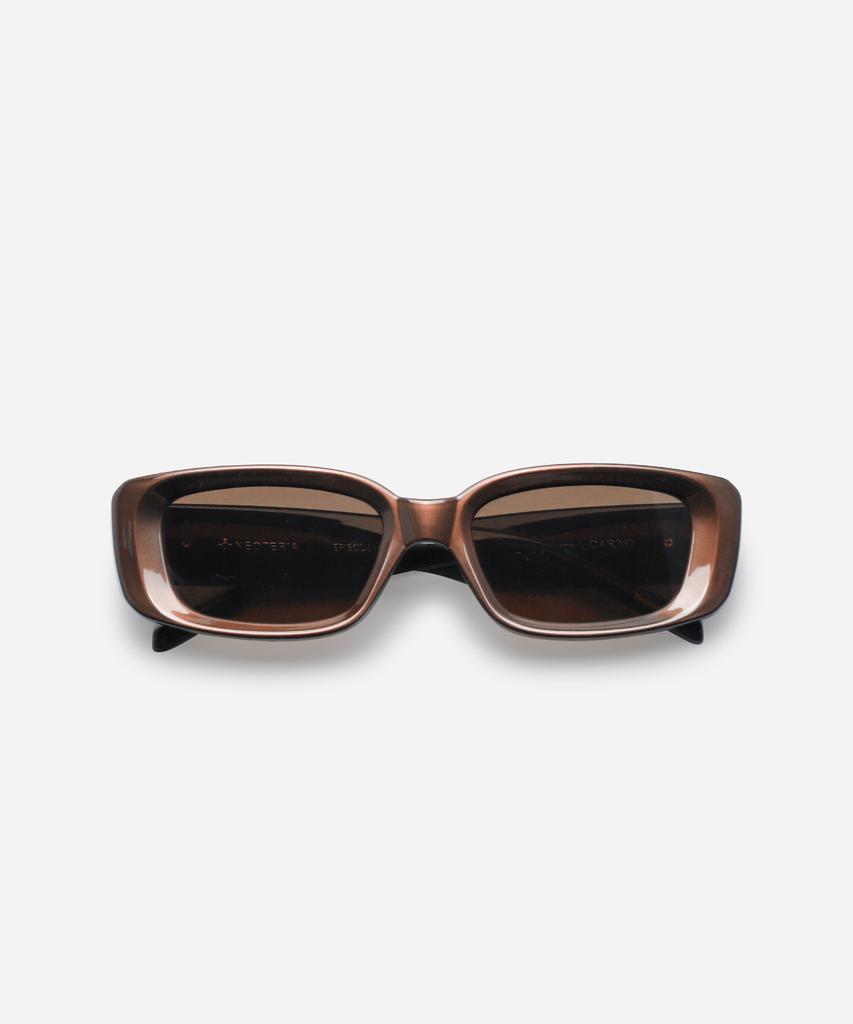 Neotelia Darino · S-Brown