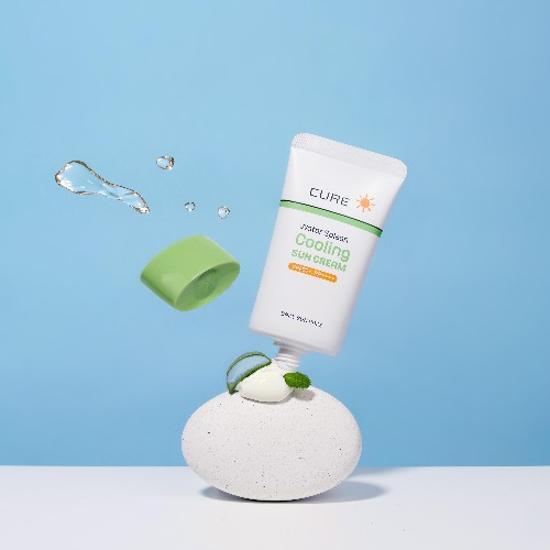 Ким Чон-мун Aloe CURE Охлаждающий солнцезащитный крем с эффектом водного спрея 40 мл