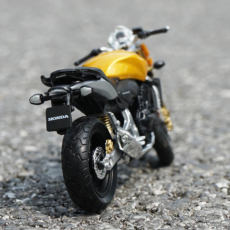 Welly 1/18 HONDA Hornet Сплав Спортивный Мотоцикл Модель Литые под давлением и Игрушка Металлический Уличный Мотоцикл Игрушки Коллекция Автомобилей Детские Подарки